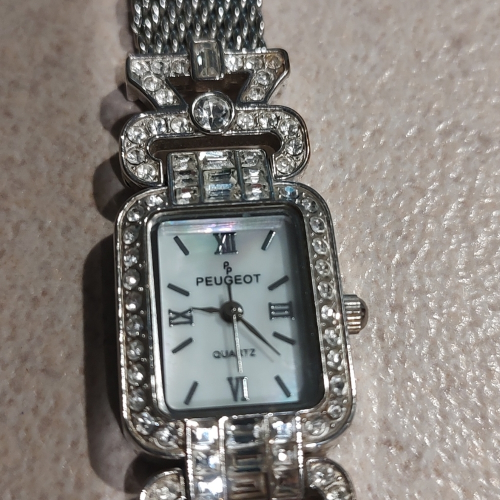 Peugeot Watch WomenPave SilvertoneBezel Mother of PearlPave adorned Dial